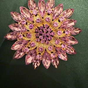 Elegant Purple and Gold Floral Brooch